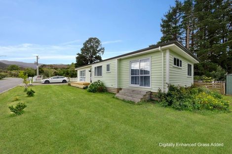 Photo of property in 1 Ataahua Place, Featherston, 5710