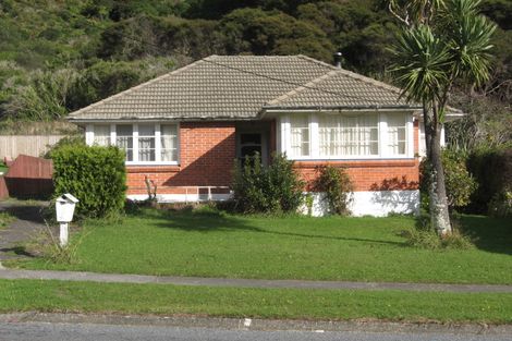 Photo of property in 8 Hay Street, Naenae, Lower Hutt, 5011