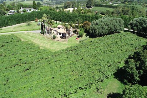 Photo of property in 6 Woodland Road, Johnsonville, Wellington, 6037