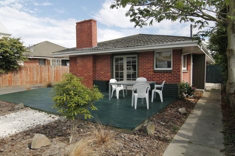 Photo of property in 2/55 Rountree Street, Upper Riccarton, Christchurch, 8041