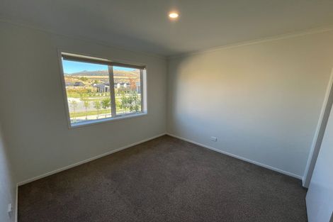 Photo of property in 15 Lincoln Road, Henderson, Auckland, 0610