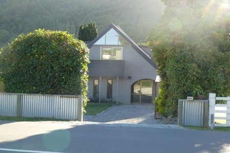 Photo of property in 29b Centennial Avenue, Arrowtown, 9302