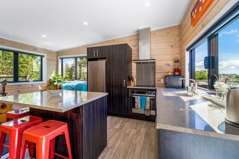 Photo of property in 118 Stanmore Bay Road, Stanmore Bay, Whangaparaoa, 0932