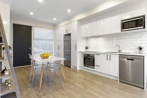 Photo of property in 25 Spotted Dove Road, Hobsonville, Auckland, 0616