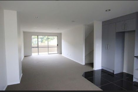 Photo of property in 32/5 Perekia Street, Albany, Auckland, 0632
