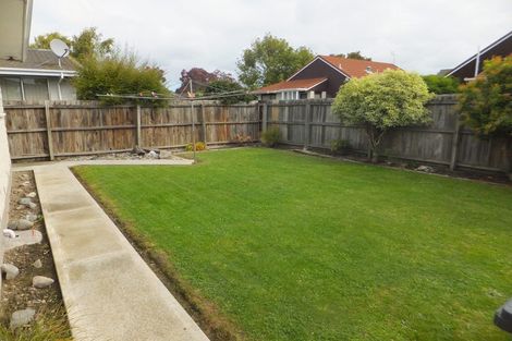 Photo of property in 2/33 Cavendish Road, Casebrook, Christchurch, 8051