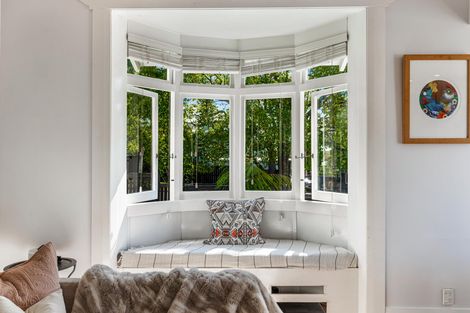 Photo of property in 61 Miro Street, New Lynn, Auckland, 0600