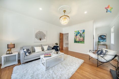 Photo of property in 44 Cambridge Terrace, Waiwhetu, Lower Hutt, 5010