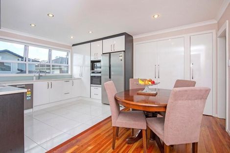 Photo of property in 7 Rodney Street, Howick, Auckland, 2014