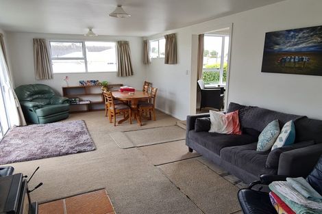 Photo of property in 150 Queen Street, Westport, 7825