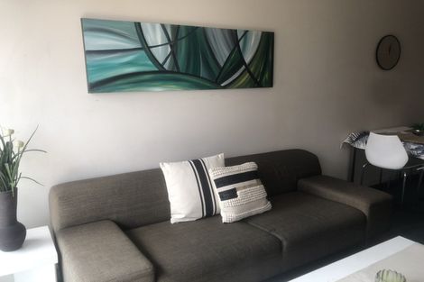 Photo of property in The Imperial Gardens Apartments, 718/135 Hobson Street, Auckland Central, Auckland, 1010