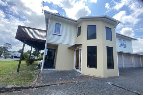 Photo of property in 5 Gregg Place, Sunnyvale, Auckland, 0612