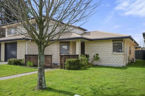 Photo of property in 33/64 Kawaha Point Road, Kawaha Point, Rotorua, 3010