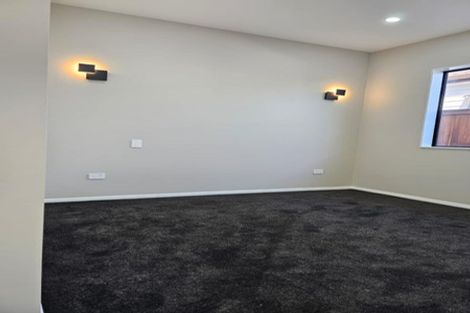 Photo of property in 6 Ritetai Street, Clarks Beach, 2122
