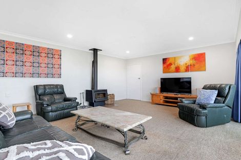 Photo of property in 45 Mountain Road, Western Heights, Rotorua, 3015