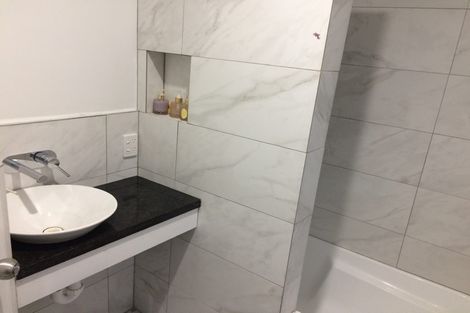 Photo of property in 35 Kotari Road, Days Bay, Lower Hutt, 5013