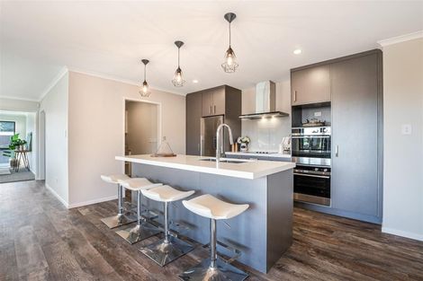 Photo of property in 5 Don Mackinnon Way, Hunua, 2583