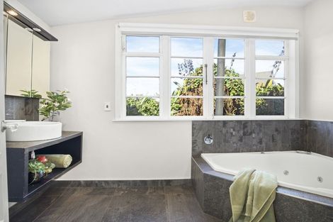 Photo of property in 51 Waitohu Valley Road, Otaki, 5512