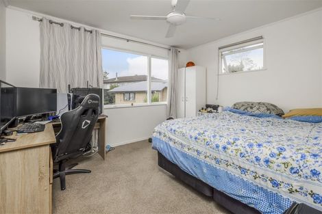 Photo of property in 19 Zodiac Street, Henderson, Auckland, 0610