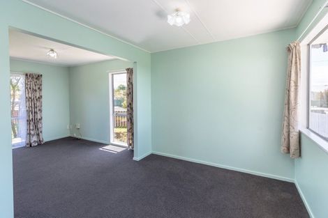 Photo of property in 16 River Road, Masterton, 5810