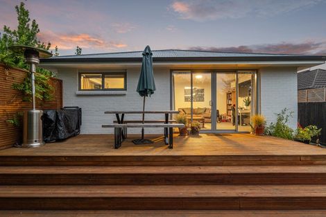 Photo of property in 1/55 Mcfaddens Road, St Albans, Christchurch, 8052