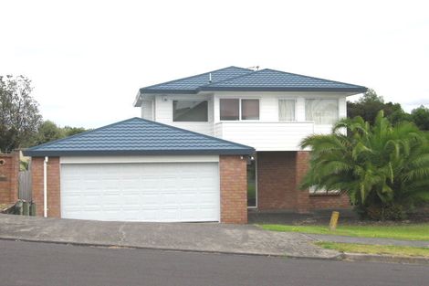 Photo of property in 100 Seaview Road, Glenfield, Auckland, 0629