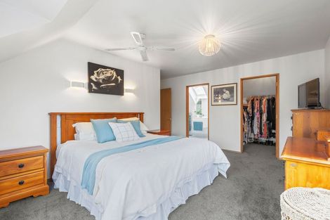 Photo of property in 2/3 Creyke Road, Ilam, Christchurch, 8041