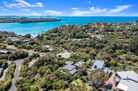 Photo of property in 33 Tawa Street, Oneroa, Waiheke Island, 1081
