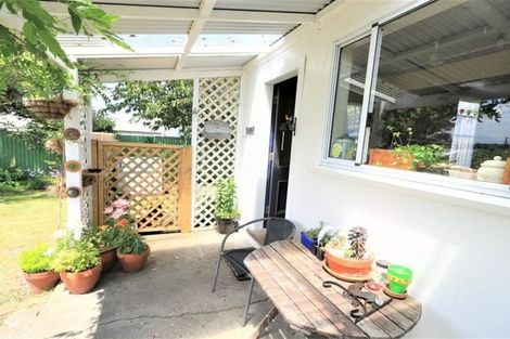 Photo of property in 17 Thynne Street, Foxton, 4814