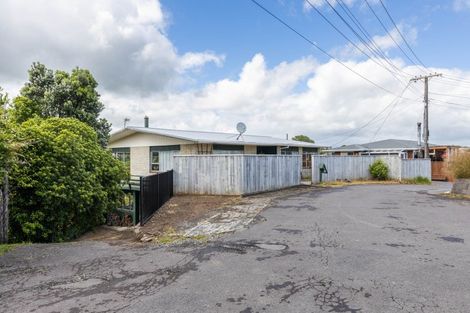 Photo of property in 5h Pembroke Street, Westown, New Plymouth, 4310
