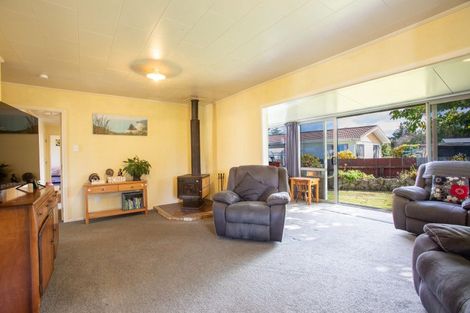 Photo of property in 4 Mathew Street, Dannevirke, 4930