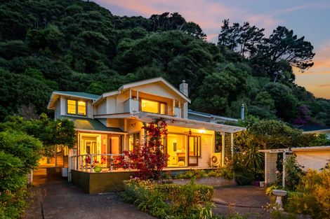 Photo of property in 309 Muritai Road, Eastbourne, Lower Hutt, 5013