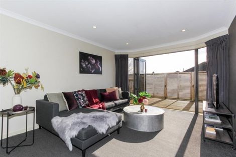 Photo of property in 84 Brooklands Road, Brooklands, New Plymouth, 4310