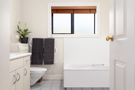 Photo of property in 72 Koutunui Road, Athenree, Katikati, 3177