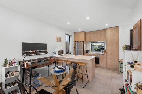 Photo of property in 2/312 Worcester Street, Linwood, Christchurch, 8011