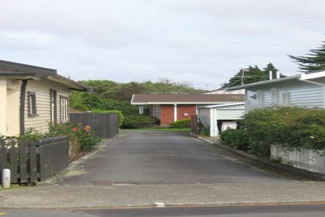 Photo of property in 2a Boulcott Street, Boulcott, Lower Hutt, 5010