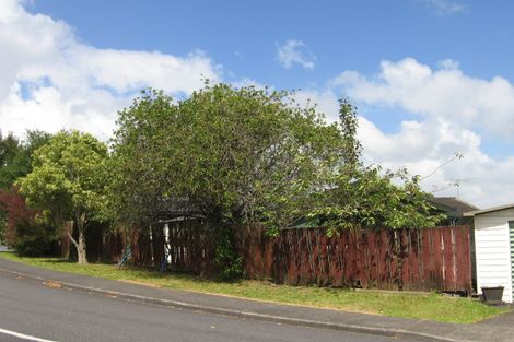 Photo of property in 75 Ravenwood Drive, Forrest Hill, Auckland, 0620