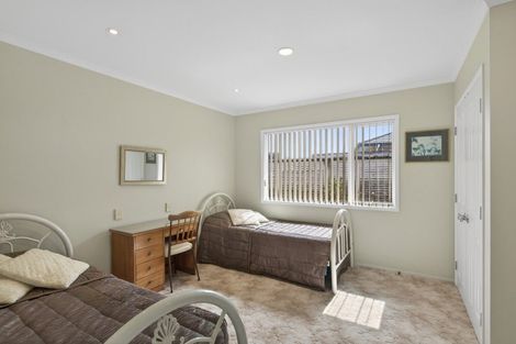 Photo of property in 38 Karamea Street, Whalers Gate, New Plymouth, 4310