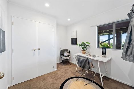 Photo of property in 6 Elsfield Place, Torbay, Auckland, 0630