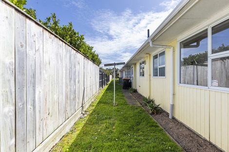Photo of property in 4/10 Kowhai Avenue, Takaro, Palmerston North, 4410