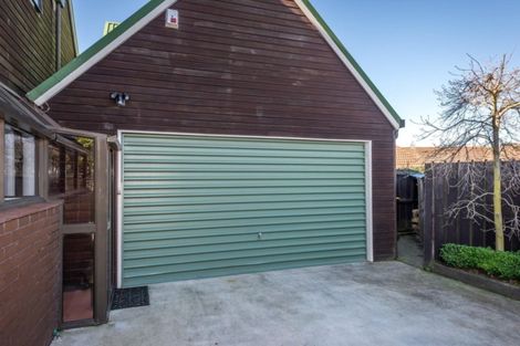 Photo of property in 1/35 Solway Avenue, Ilam, Christchurch, 8041