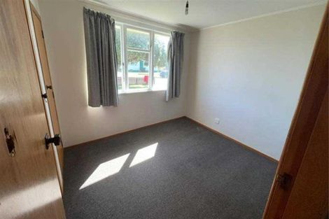 Photo of property in 12 Gibbons Crescent, Castlecliff, Whanganui, 4501