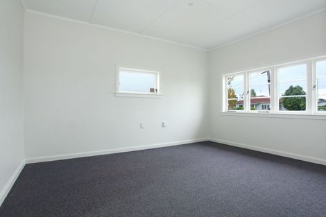 Photo of property in 1 Darley Street, Maeroa, Hamilton, 3200