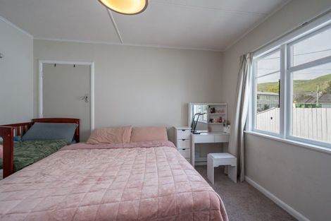 Photo of property in 1 Palm Avenue, Stoke, Nelson, 7011