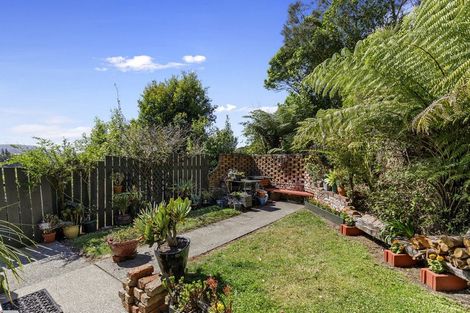 Photo of property in 12 Willcox Grove, Naenae, Lower Hutt, 5011