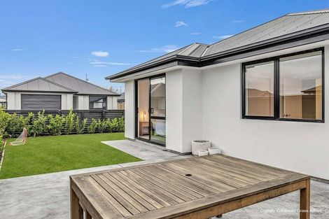 Photo of property in 10 Te Pakiaka Road, Pegasus, 7612