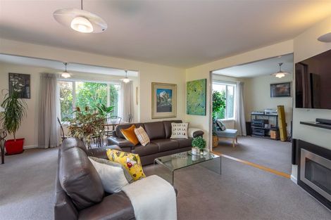 Photo of property in 11 Walnut Avenue, Strowan, Christchurch, 8052