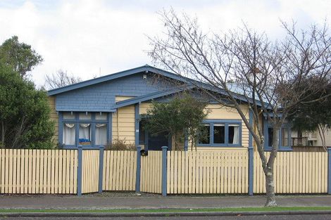 Photo of property in 38 Marne Street, Hokowhitu, Palmerston North, 4410