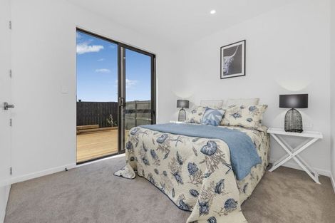 Photo of property in 13 Catalina Avenue, Rosehill, Papakura, 2113