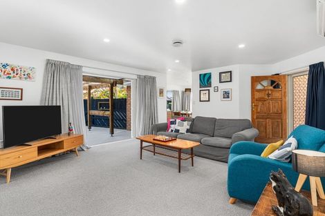 Photo of property in 35 Durrell Way, Rolleston, 7614